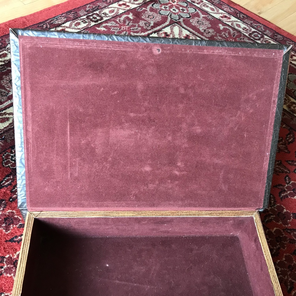 SOLEMN JESUS Faux Book Relic-Look Stash Box 13” X 8.5” X 2 3/4” Approx. - Picture 8 of 8